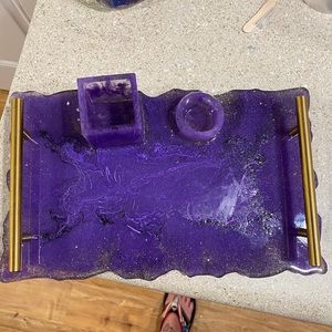 Custom resin tray
